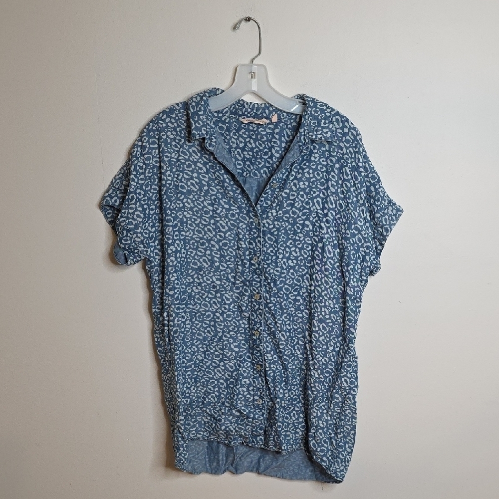 Soft Surroundings Blue Animal Print Shirt Size Small